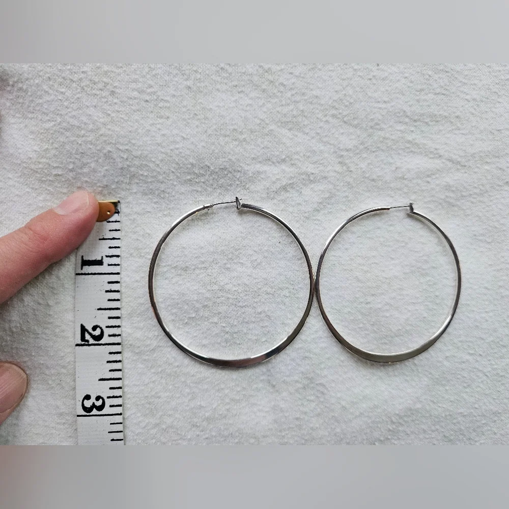 Premier Designs On The Town Silver Plated Hoop Earrings, Large, Reflective, NIB - Picture 14 of 16